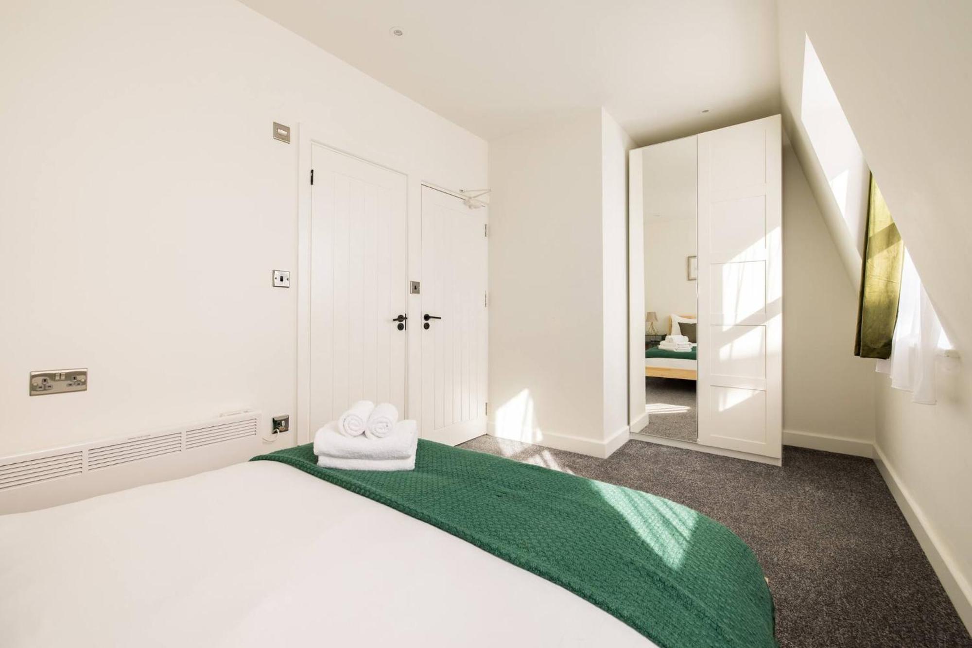 Wild Roses Serviced Apartments - Chelsea 런던 외부 사진
